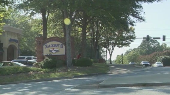 Attempted armed robbery in Alpharetta thwarted by armed bystander