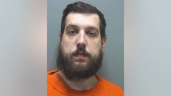 Woodstock bar patron stabbed after being escorted outside, 3 men arrested