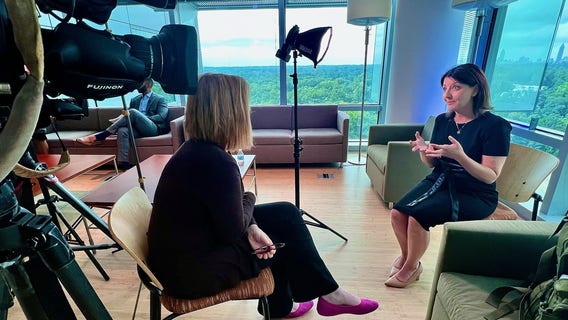 CDC director urges pandemic-weary Americans to get update COVID-19 shot