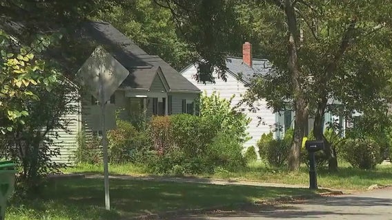 East Lake residents upset after man seen performing 'lewd acts' in car multiple times