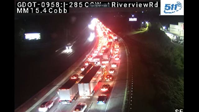 2 injured, 1 in critical condition after fiery crash shuts down all lanes in one direction on I-285