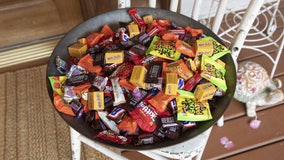 These Halloween candies are the worst for your teeth, according to a dentist
