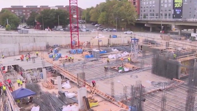 Nonprofit training workers to fill construction worker positions