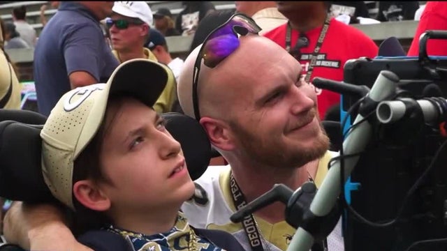 Georgia Tech 'super fan' Brayden Warren receives once-in-a-lifetime experience