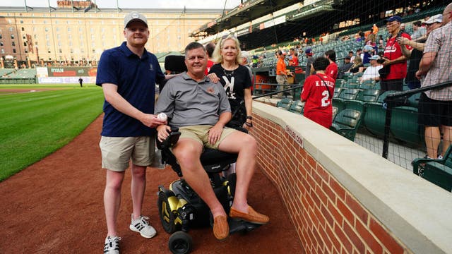 Former MLB pitcher Jim Poole dies of ALS at 57. He gave up winning homer in ’95 World Series