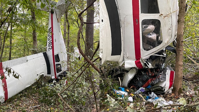 2 injured after plane crashes in Clayton County neighborhood