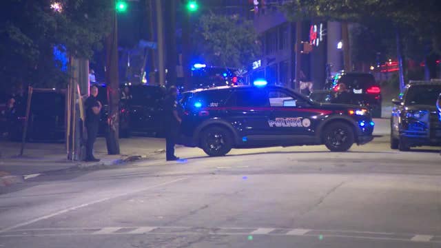 Man in custody after SWAT standoff at West Midtown apartments