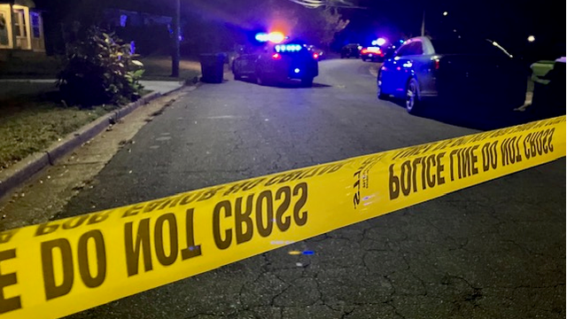 Man stabbed to death on Stonewall Drive in SE Atlanta