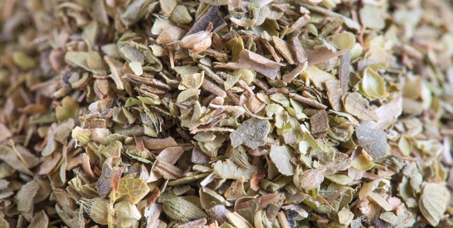 https://images.foxtv.com/static.fox5atlanta.com/www.fox5atlanta.com/content/uploads/2023/10/932/470/Dried-oregano2.jpg?ve=1&tl=1