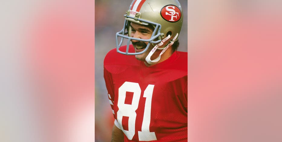 49ers retired jerseys