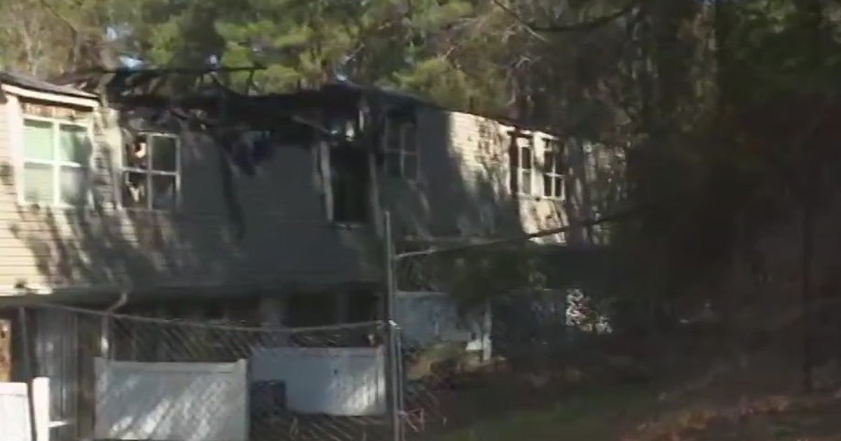 Dozens without a home after Riverdale fire Monday morning | FOX 5 Atlanta