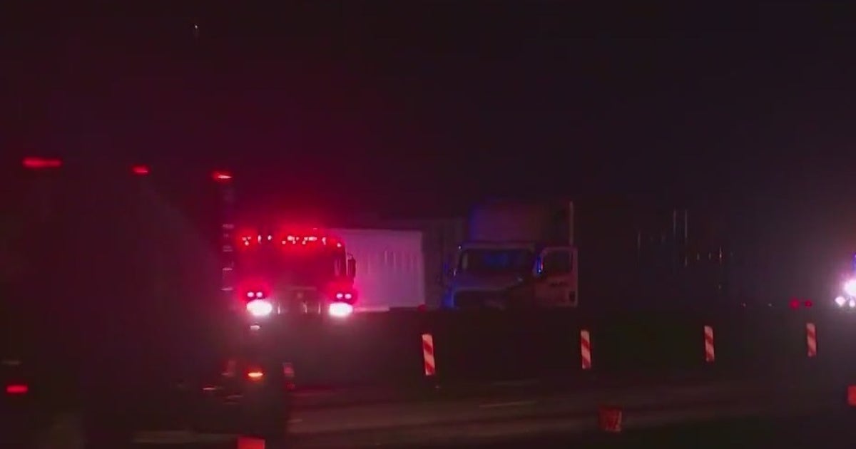 Man killed in crash with tractor-trailer on I-20 EB overnight | FOX 5 ...
