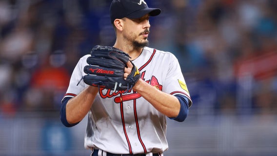 Braves bring back RHP Morton for $20 million, decline $9 million option for OF Rosario