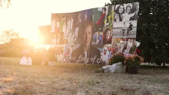 Welcome home: Family, friends walk streets of Plains guiding Rosalynn Carter to final resting place