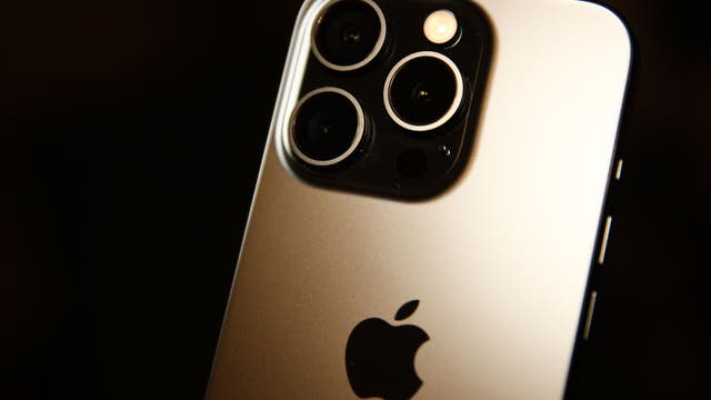 iPhone NameDrop update worries law enforcement: Here's what you need to know