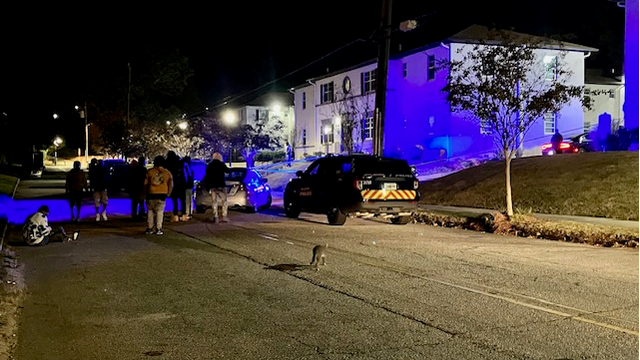 Man killed at apartment complex near University Avenue, Metropolitan Parkway