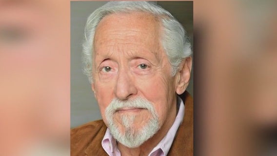 Well-known Chicago actor Mike Nussbaum dies at 99