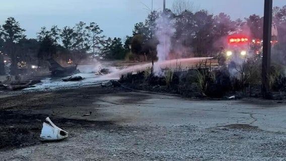 Pilot dies in small plane crash at Lake Lanier Islands Resort