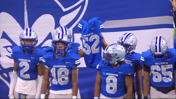 Georgia football team honors teammate who died day before state championship