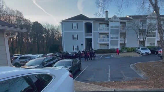 Police investigating incident at Dunwoody apartment complex