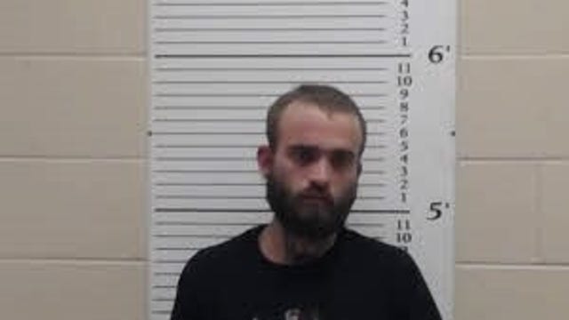 Georgia convicted felon apprehended in nighttime deer hunting operation in North Carolina