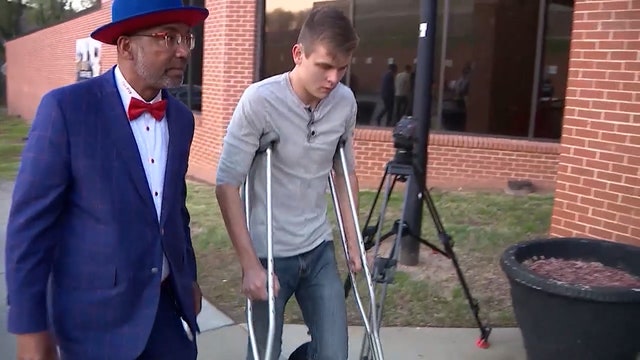 Georgia ambulance driver accused of killing 2 in crash walks 'free'