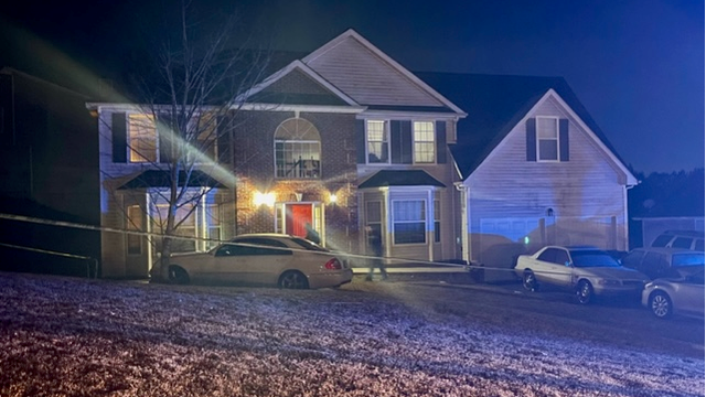 4 people injured Tuesday night during domestic dispute in Stone Mountain