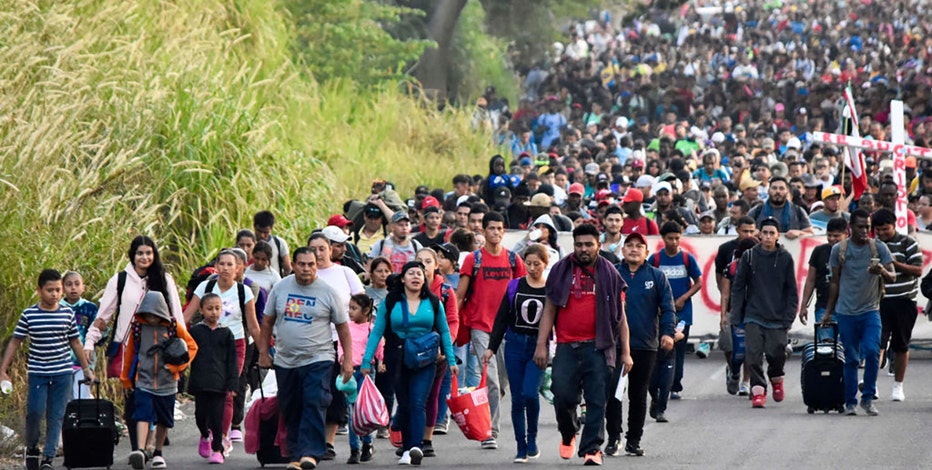 US delegation meets with Mexico's government for talks on surge of migrants at border