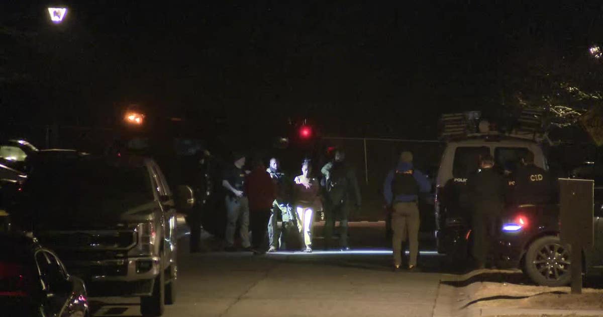 Woman in custody after SWAT standoff at Clayton County home | FOX 5 Atlanta
