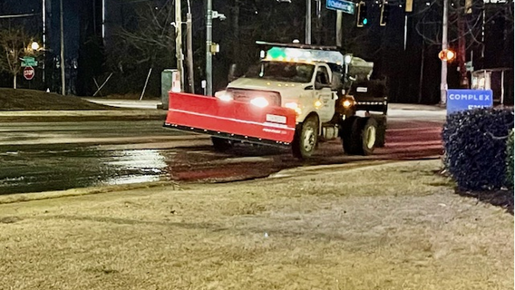 Georgia weather: Cold snap bursts pipes, causes crashes in metro Atlanta