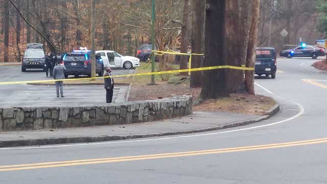 30-year-old woman's body found near park in NW Atlanta