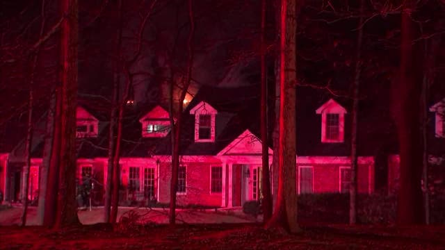 Fire damages home in Sandy Springs neighborhood