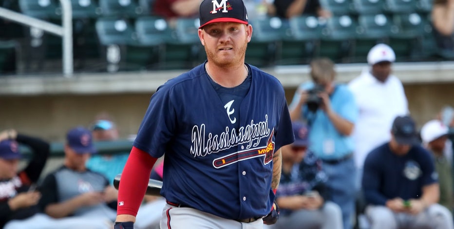 File:Mississippi Braves players wearing jerseys commemorating the