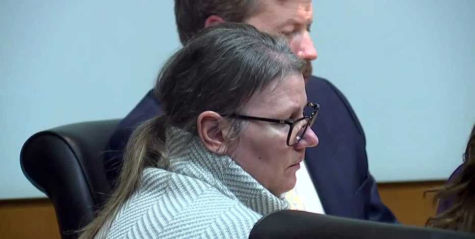 Jennifer Crumbley trial: Everything that happened on day one of Oxford shooter's mom's trial