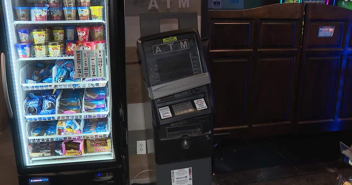 ATM damaged, safe stolen in Atlanta convenience store smash and grab ...