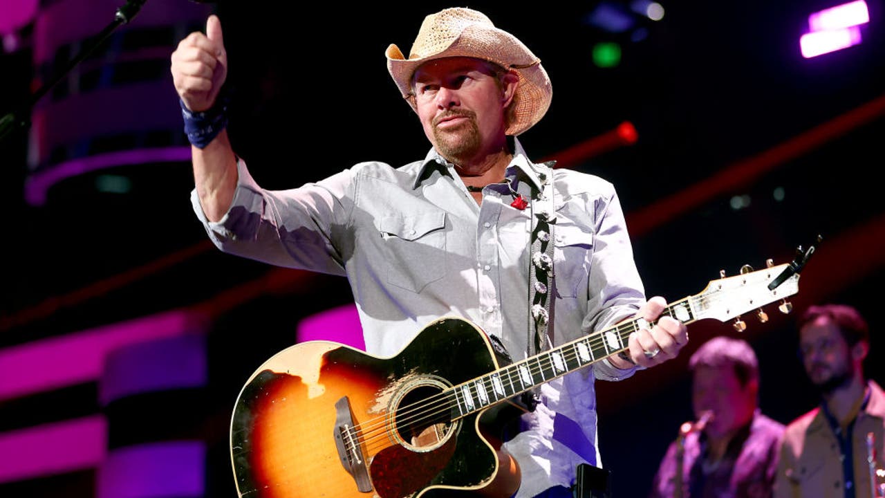 Toby Keith Dead at 62: Country Singer Had Stomach Cancer