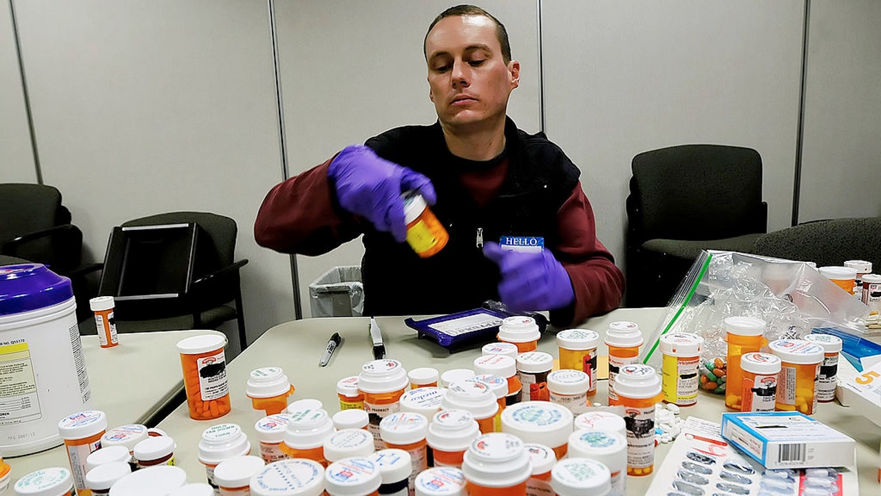 Medicare negotiating with drugmakers on prices for expensive medications - Vimarsana News
