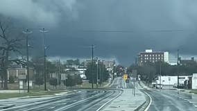 Possible tornado caught on video in Valdosta, Georgia