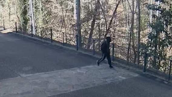 Buckhead mansion bizarre burglary: Man caught on camera walking around estate