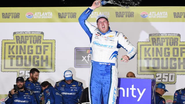 Austin Hill wins 2nd straight Xfinity race to open season as teammate Jesse Love runs out of gas