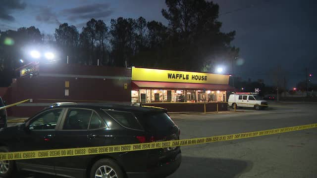 Waffle House employee shot in parking lot, DeKalb police searching for gunman