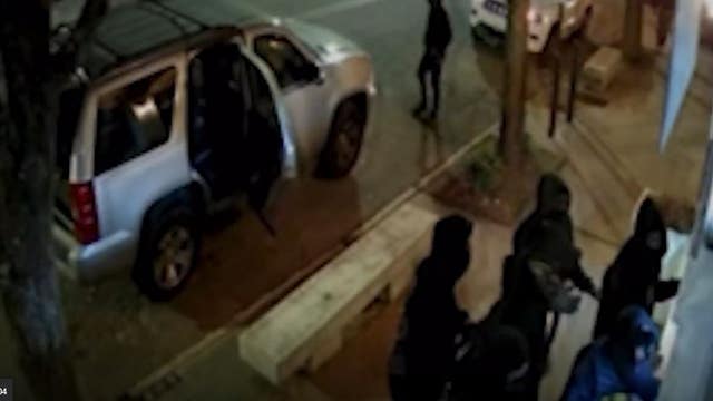 Thieves steal clothing, shoes from store in Virginia Highland, police looking for tips