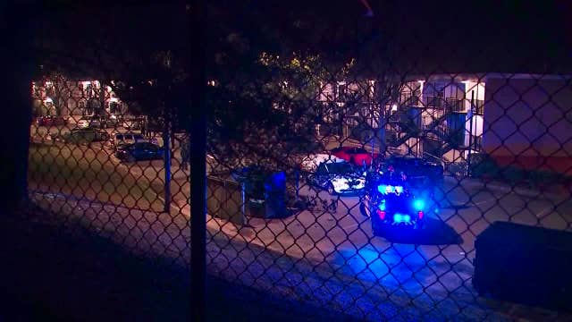 Police investigating deadly shooting at NW Atlanta apartment complex
