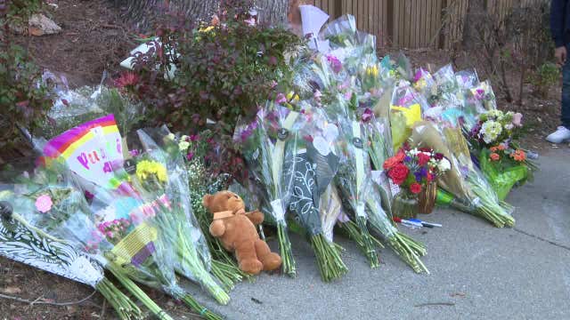 Lakeside High School student killed, 2 others injured in single-car crash