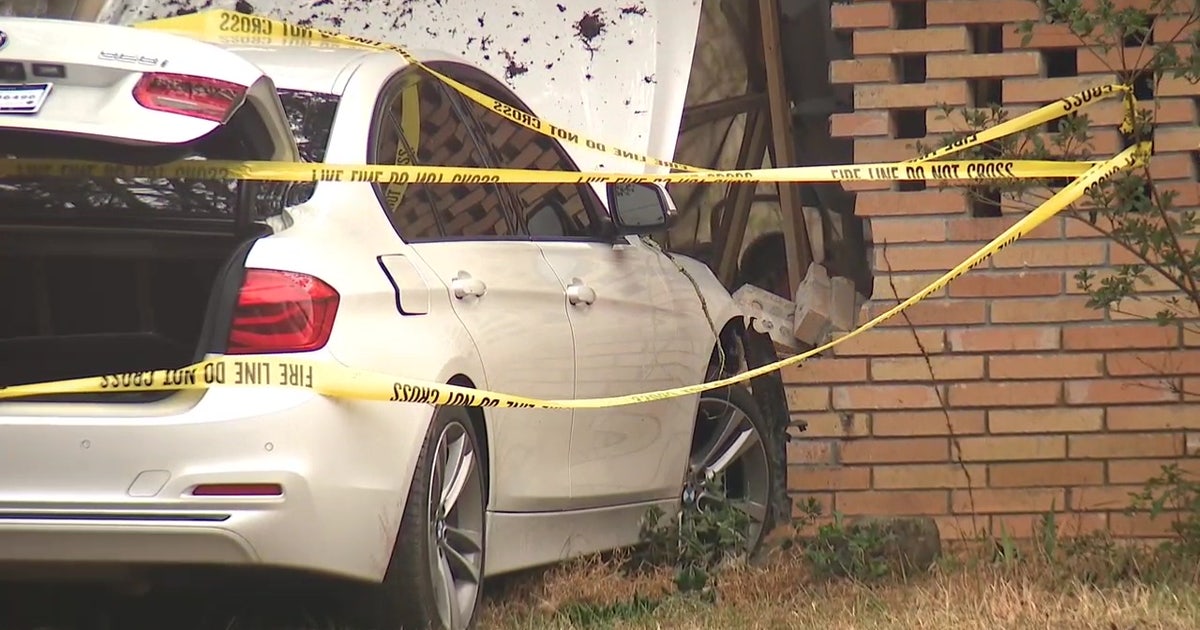 Driver crashes 'brand new BMW' into South Fulton home | FOX 5 Atlanta