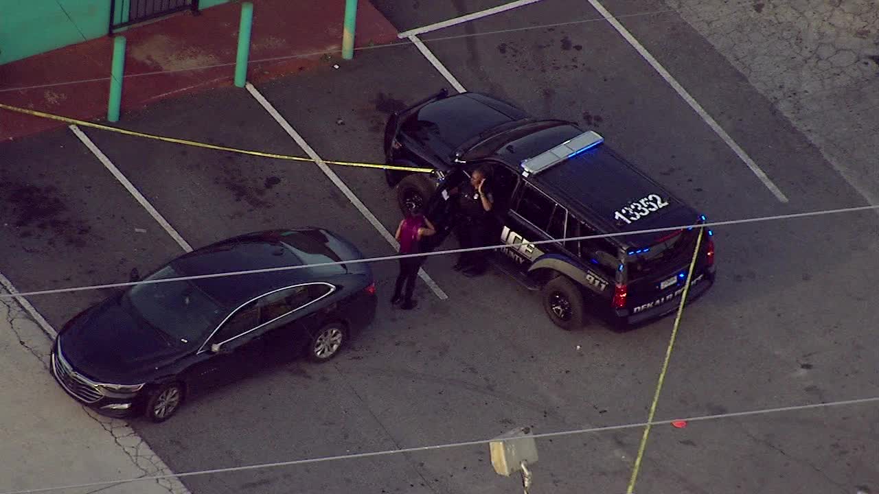Man shot in the chest in Decatur CVS parking lot | FOX 5 Atlanta