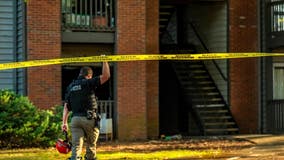 1 injured in early morning apartment fire in Gwinnett County