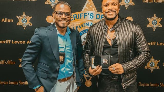 Chris Tucker becomes honorary Clayton County deputy