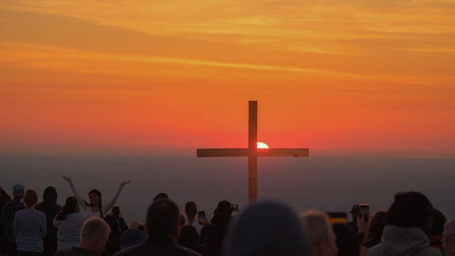 How to watch the 2025 Easter Sunday sunrise service at Stone Mountain Park
