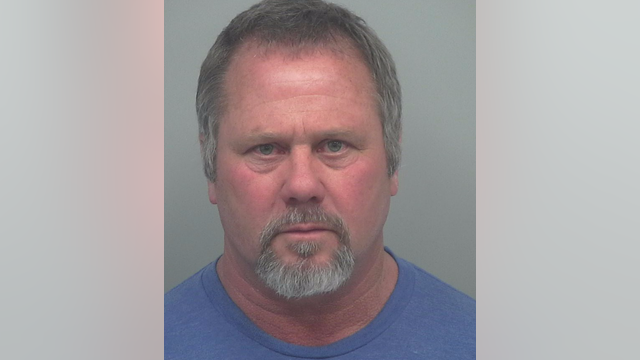 Flowery Branch man repeatedly punched teenager during road rage incident, police say